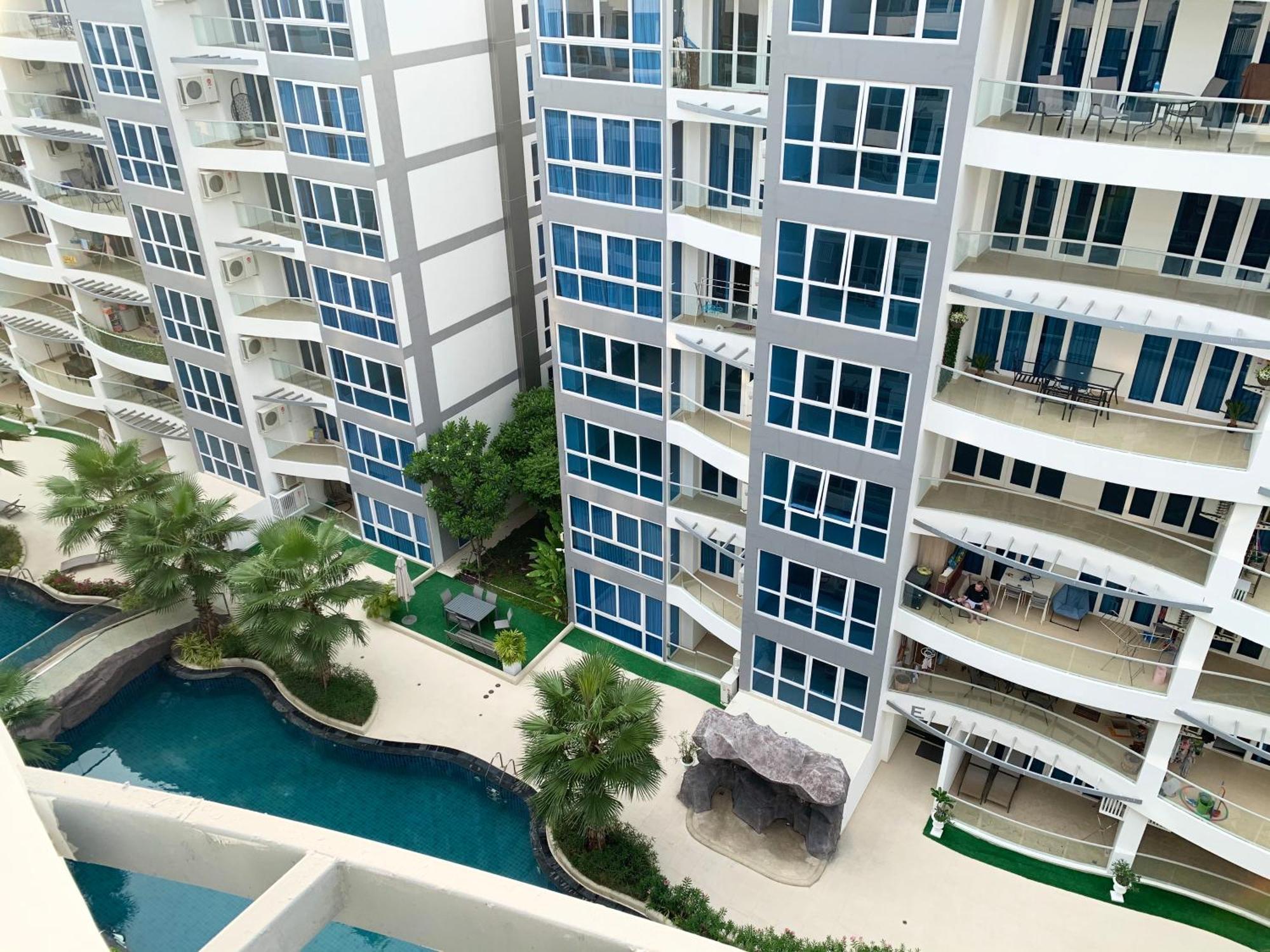 Centara Avenue Residence By Daisy Pattaya 1 Eksteriør bilde